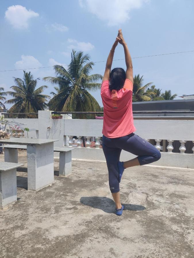Апартаменты Yoga House Vanivilasa Puram Экстерьер фото
